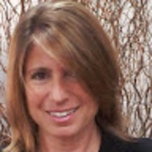 Meet your Posher, Leigh